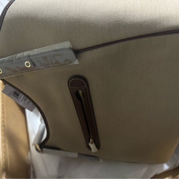 Coach NWT - Picture 4 of 6